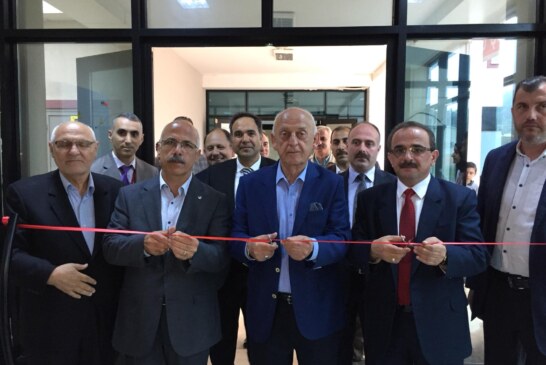 Hopa’da TÜBİTAK Bilim Fuarı Açılışına Yoğun İlgi