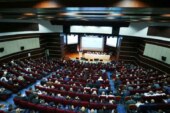 AKPARTİ YEREL SEÇİMLER ÖNCESİ İLÇE BAŞKANLARINI TOPLADI Ak parti Genel Merkezi Yerel seçimler öncesi İlçe Başkanlarını Ankara’da toplayarak eğitimden geçirdi. Artvin ve İlçeleri Başkanları da toplantıya tam kadro katildi.